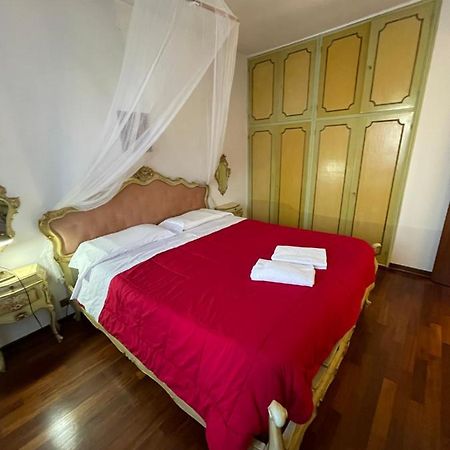 Royal Guest House Venesia Bagian luar foto
