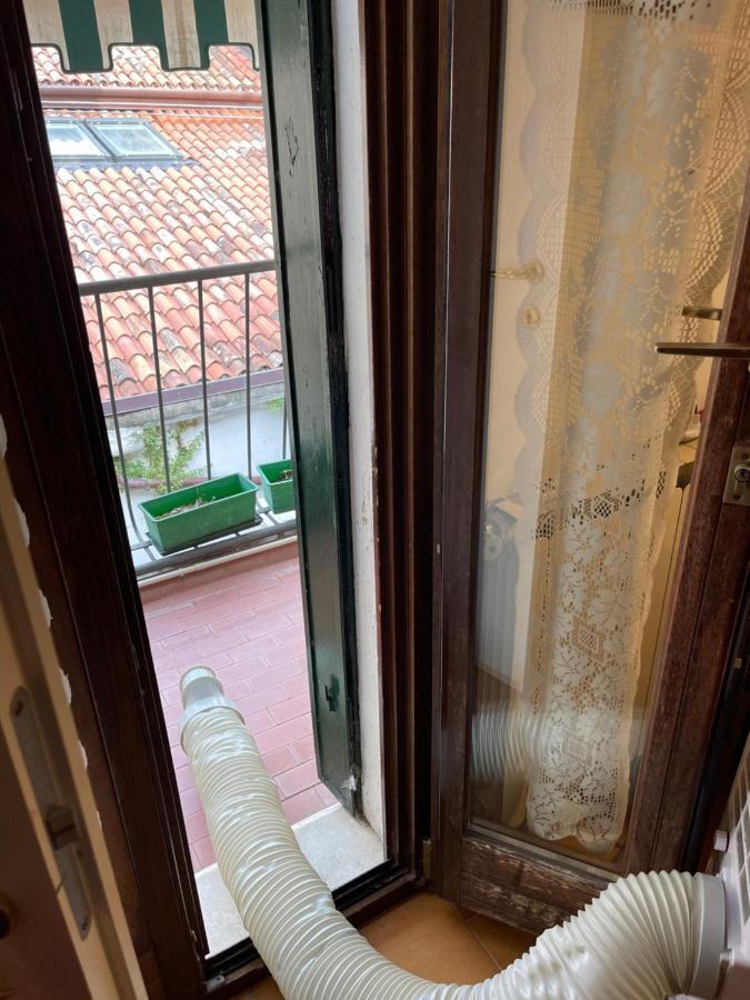 Royal Guest House Venesia Bagian luar foto