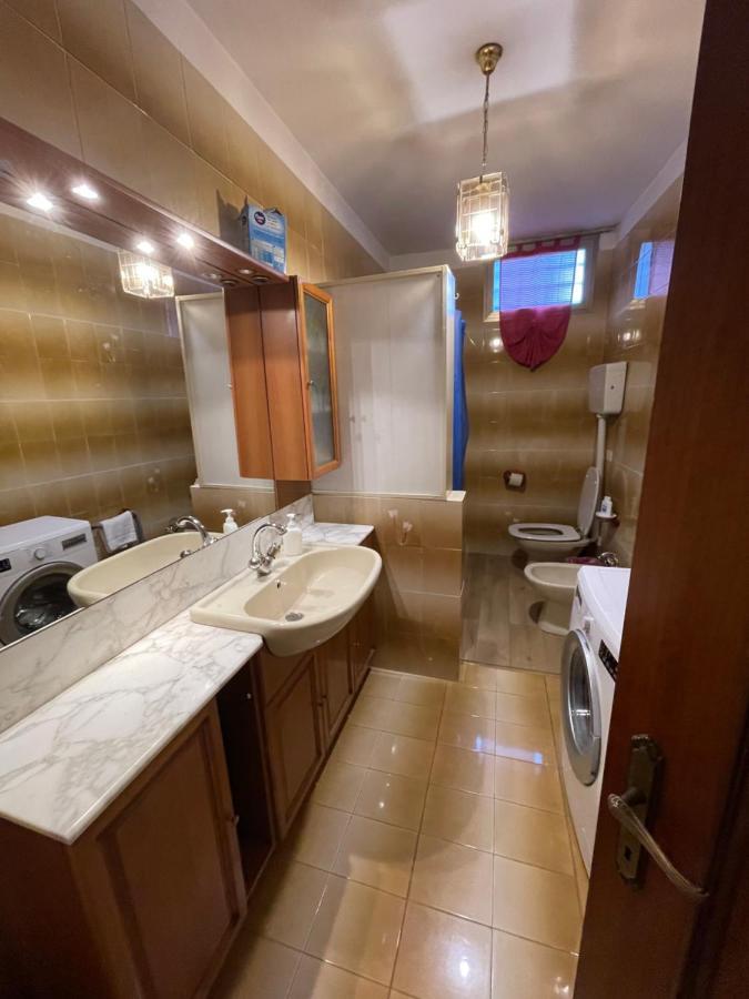 Royal Guest House Venesia Bagian luar foto