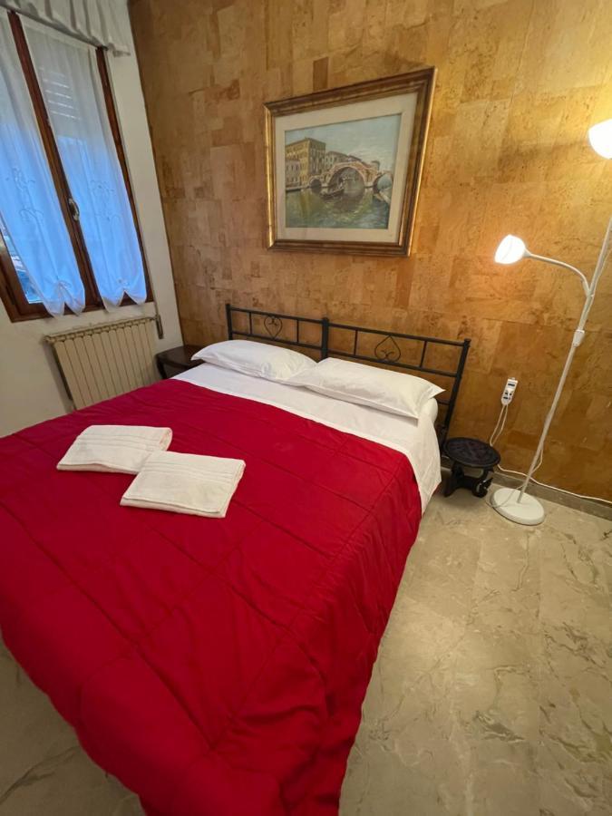 Royal Guest House Venesia Bagian luar foto