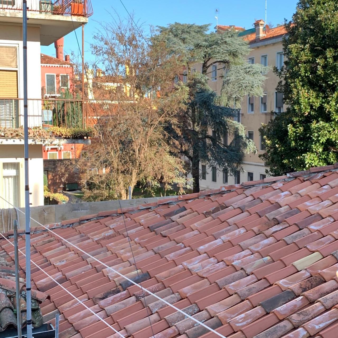 Royal Guest House Venesia Bagian luar foto
