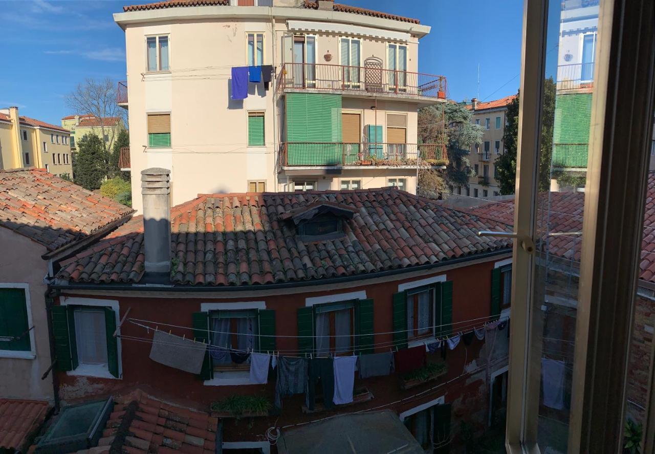Royal Guest House Venesia Bagian luar foto