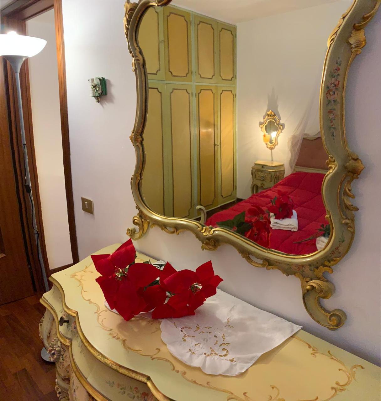 Royal Guest House Venesia Bagian luar foto