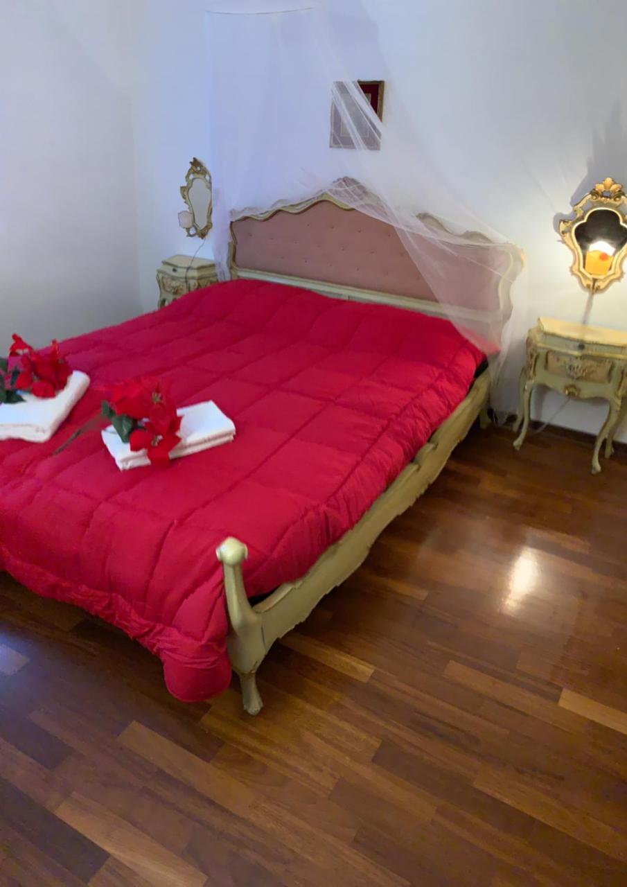 Royal Guest House Venesia Bagian luar foto