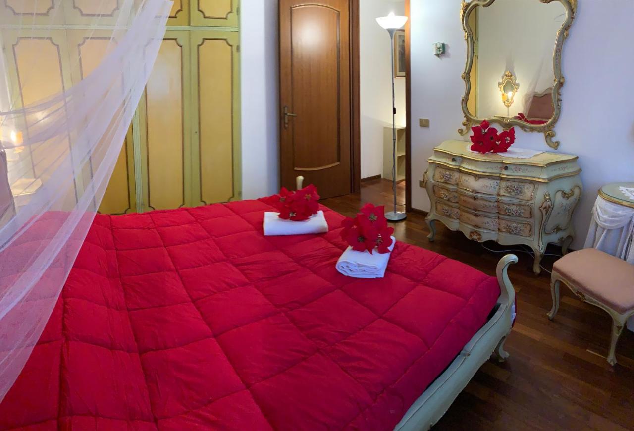 Royal Guest House Venesia Bagian luar foto