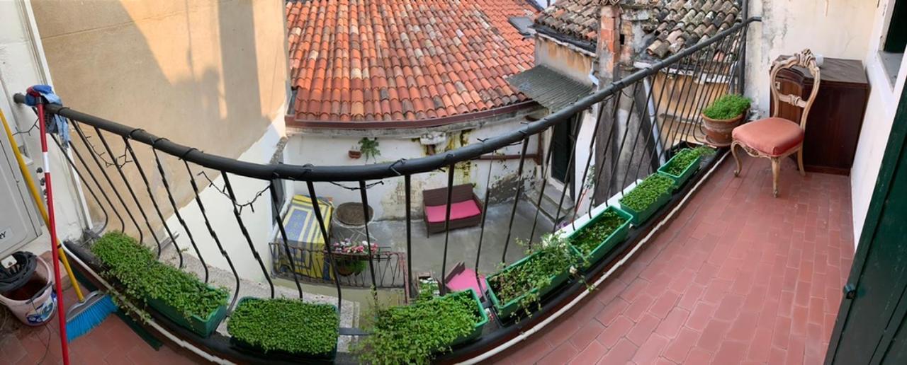 Royal Guest House Venesia Bagian luar foto